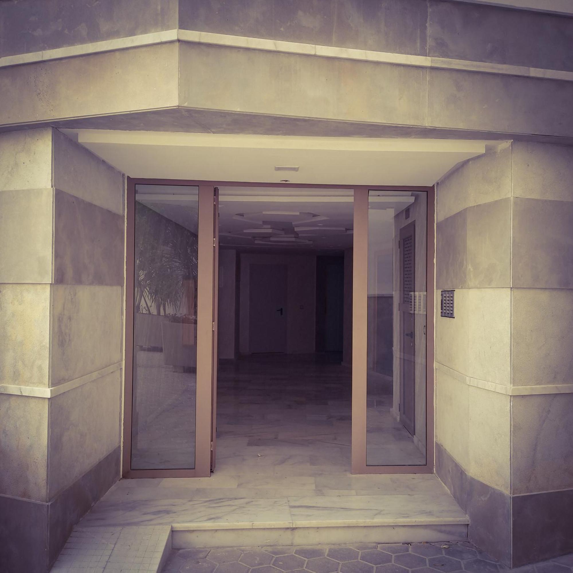 Super Apartement Totalement Neuf Et Climatise A Cote Du Centre Commercial Marjane M2 Tangier Bagian luar foto