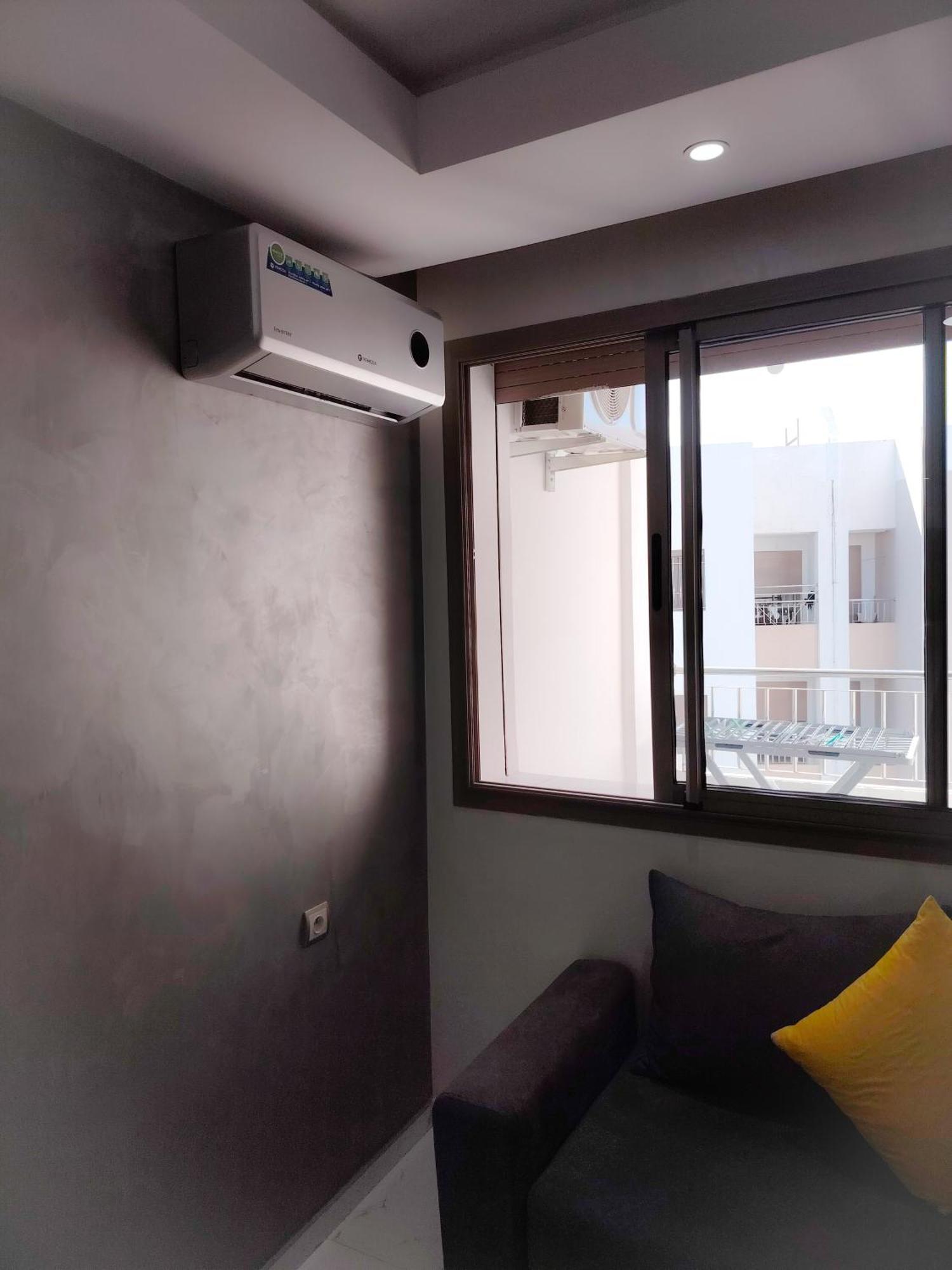 Super Apartement Totalement Neuf Et Climatise A Cote Du Centre Commercial Marjane M2 Tangier Bagian luar foto